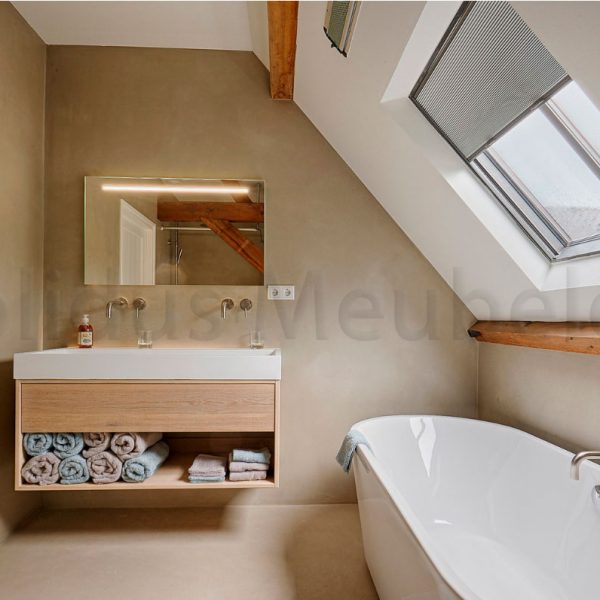 badmeubel eiken met solid surface