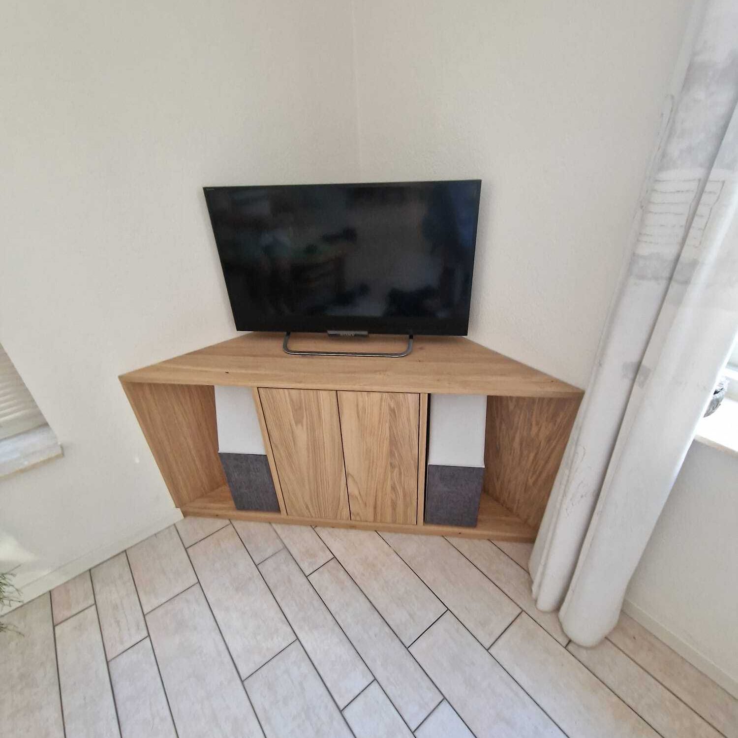 TV meubel hoekmeubel op maat gemaakt