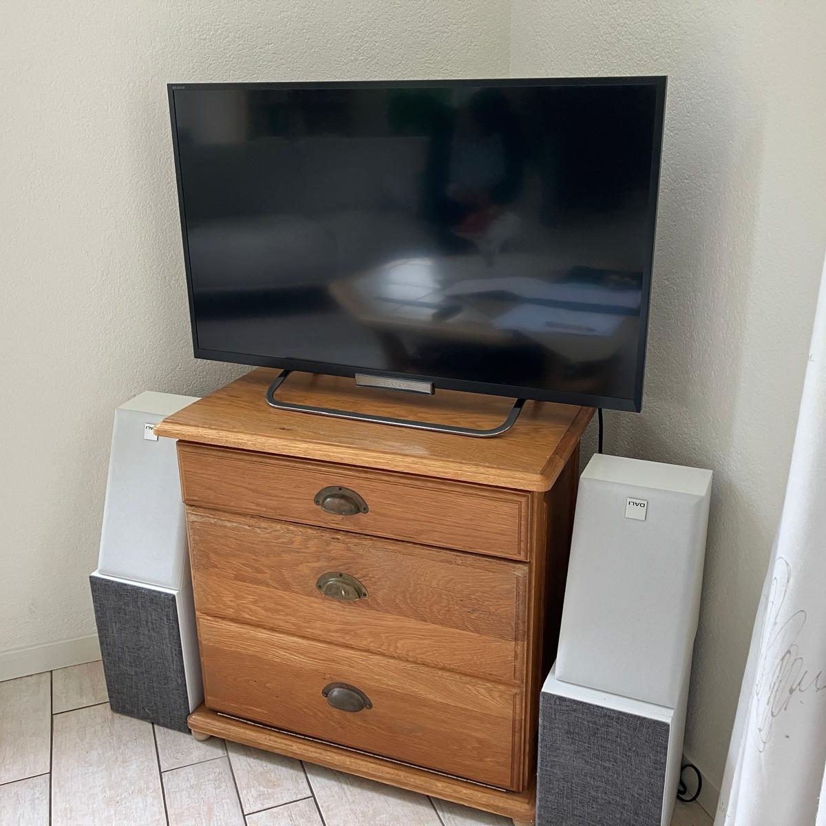 TV meubel before